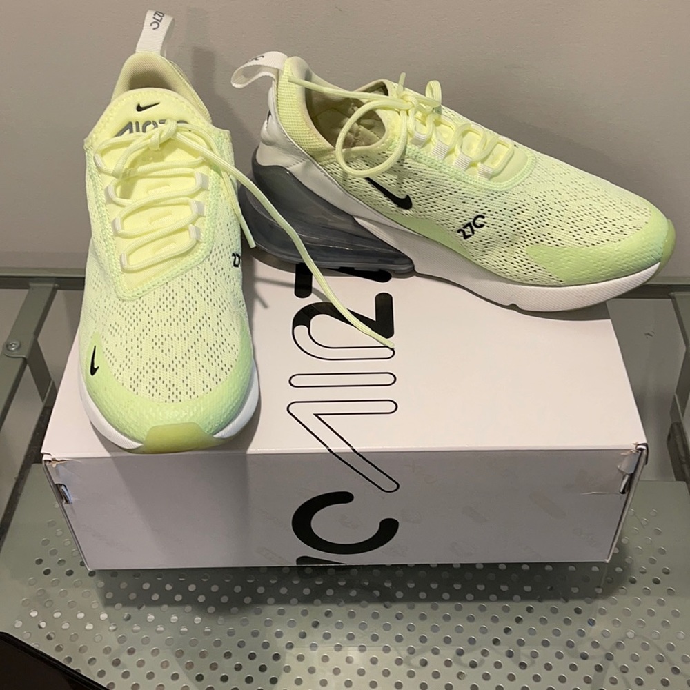 W air max 270